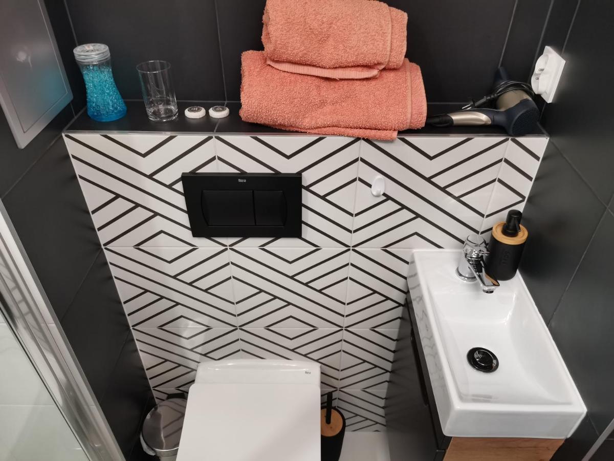 Przytulny Apartament W Wiezowcu - Centrum Miasta Podwislocze 38 Rzeszow Dış mekan fotoğraf