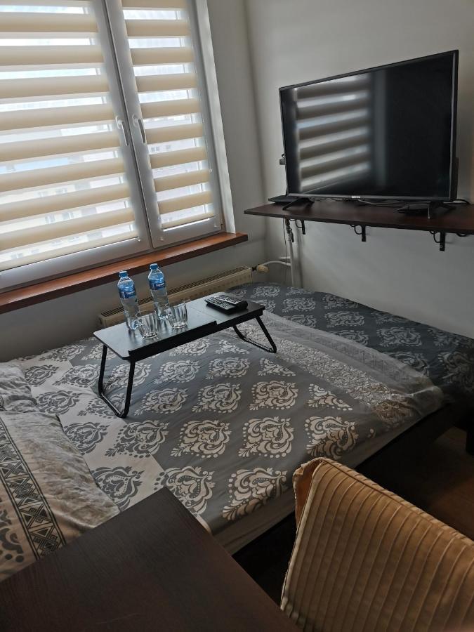 Przytulny Apartament W Wiezowcu - Centrum Miasta Podwislocze 38 Rzeszow Dış mekan fotoğraf
